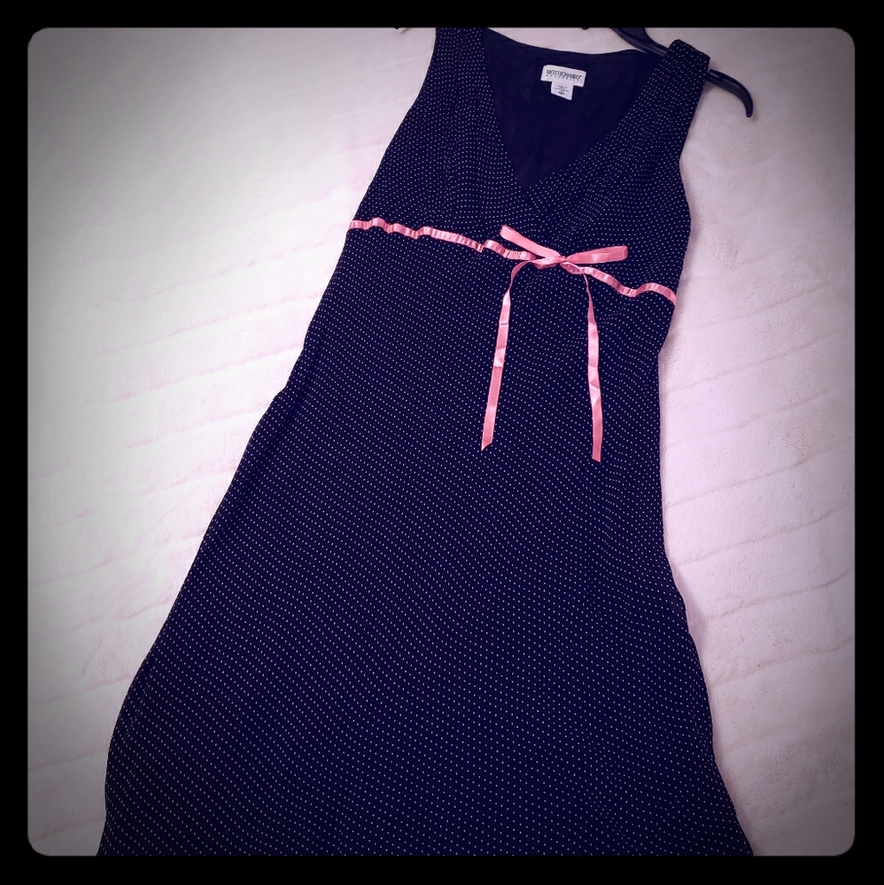 Polka dot maternity dress